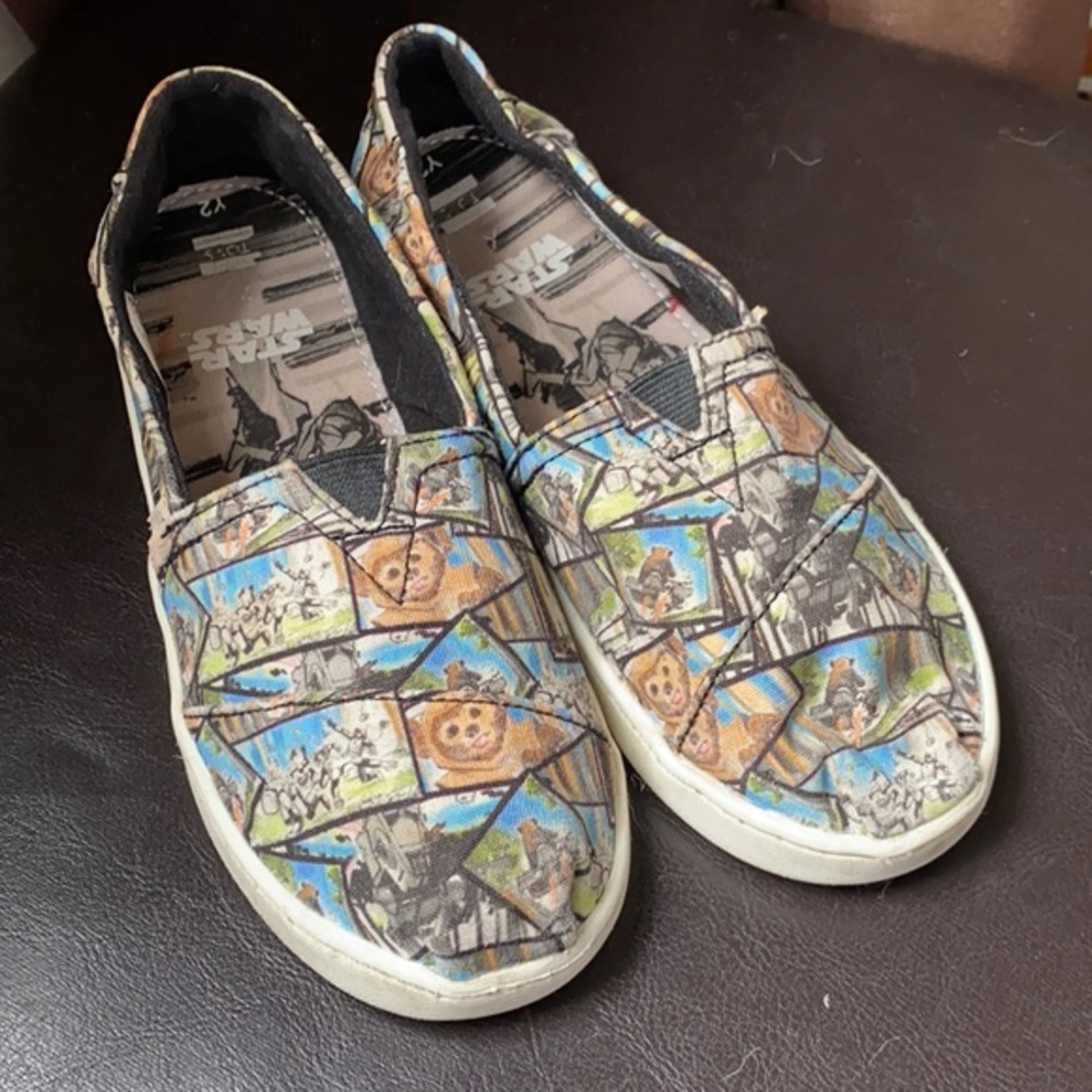 Kids StarWars Toms Sz 2